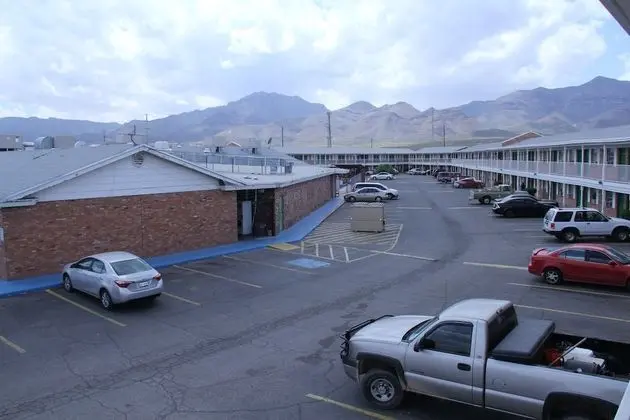 SuperLodge Motel