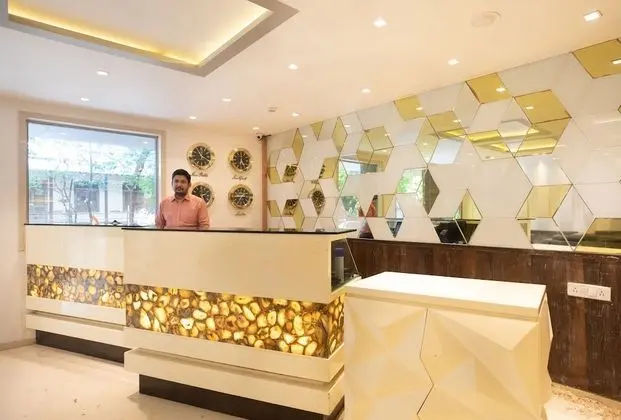 Hotel Supreme