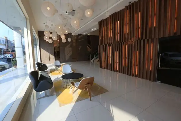 SUPREME HOTEL