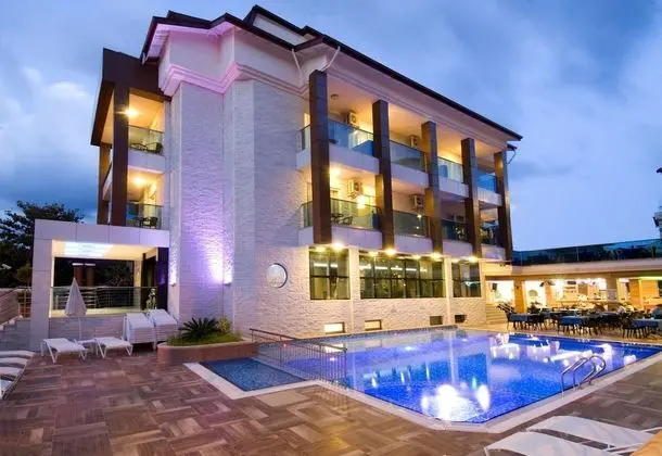 Supreme Marmaris Hotel - Havuz