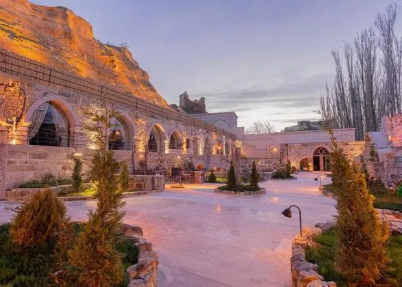 Sur Cave Suites