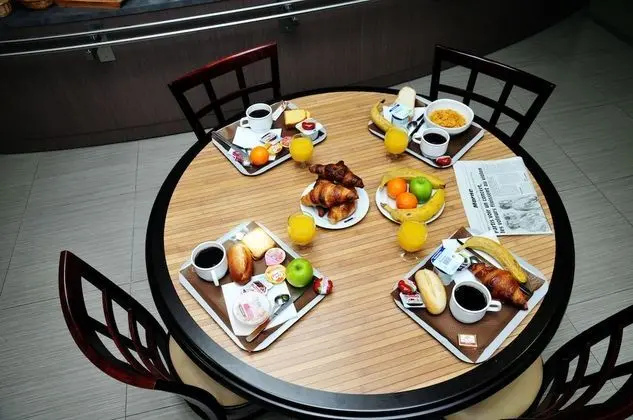 Sure Hotel by Best Western Reims Nord - Yerinde Yemek