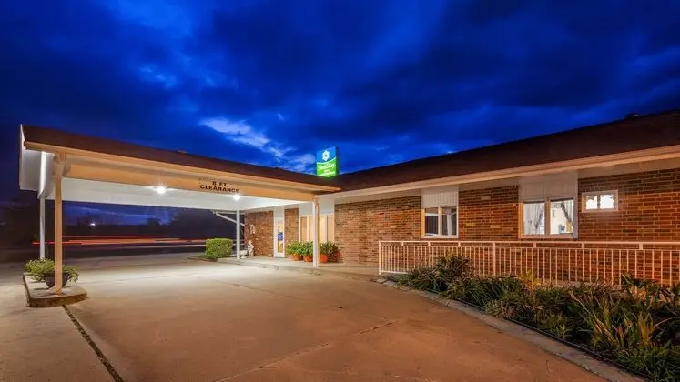 SureStay Hotel by Best Western Cameron - Öne Çıkan Resim
