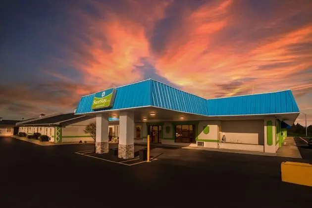 SureStay Hotel by Best Western Higginsville - Öne Çıkan Resim