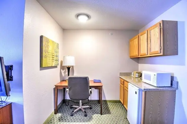 SureStay Hotel by Best Western Ottawa - Oda