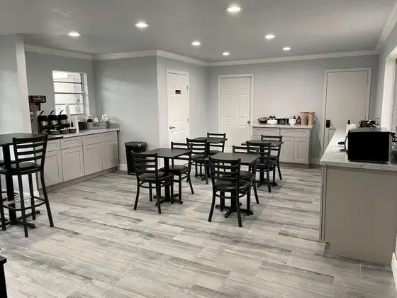 SureStay Hotel by Best Western San Antonio Riverwalk - Yerinde Yemek