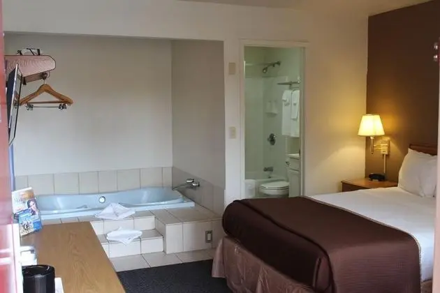 SureStay Hotel by Best Western Seaside Monterey - Oda