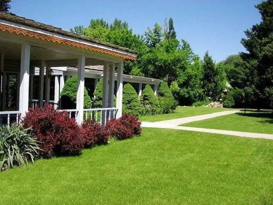 SureStay Collection by Best Western Baugh Motel