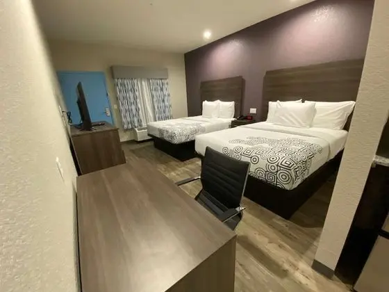 SureStay Plus Hotel by Best Western Ada - Oda