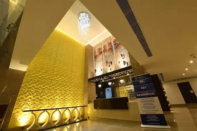 SureStay Plus Hotel by Best Western Amritsar - Lobi