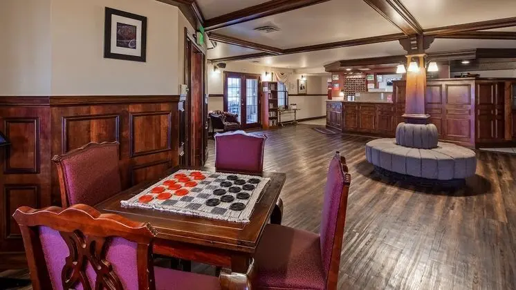 SureStay Plus Hotel by Best Western Auburn - Lobi