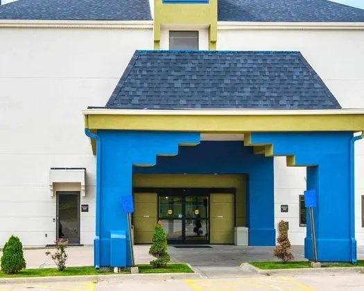 SureStay Plus Hotel by Best Western Blue Springs