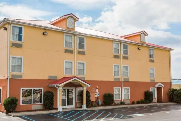 SureStay Plus Hotel by Best Western Chattanooga