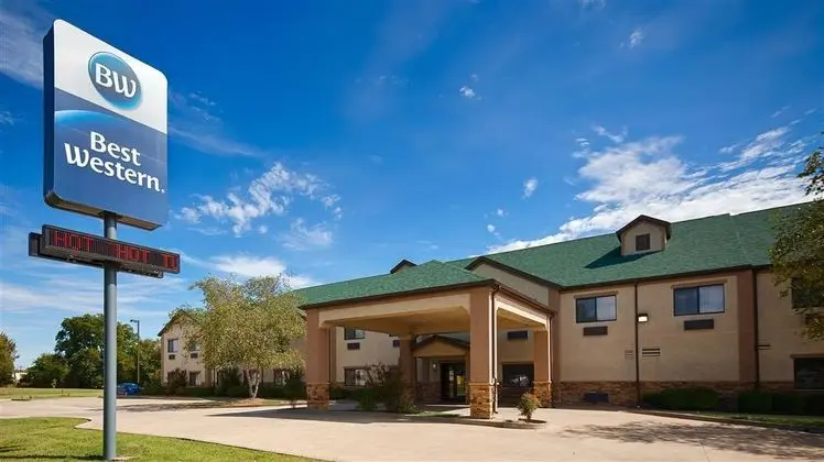 SureStay Plus Hotel by Best Western Coffeyville