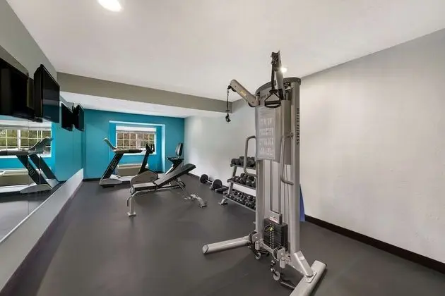 SureStay Plus Hotel by Best Western Elizabeth City - Fitness