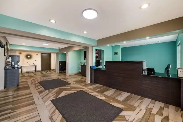 SureStay Plus Hotel by Best Western Elizabeth City - Lobi