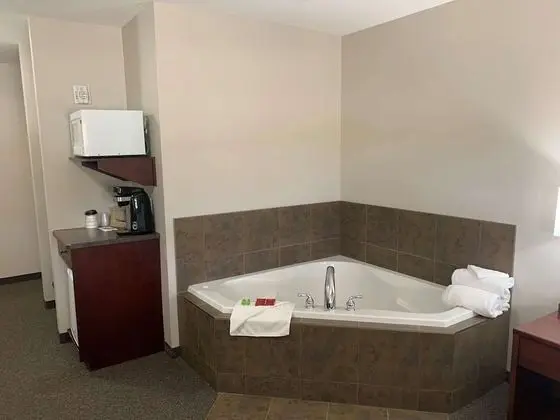 SureStay Plus Hotel by Best Western Hardisty - Oda