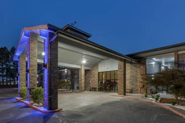 SureStay Plus Hotel By Best Western Poteau - Öne Çıkan Resim