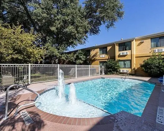 SureStay Plus Hotel by Best Western San Antonio No