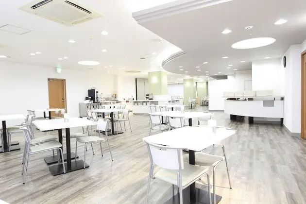 SureStay Plus Hotel by Best Western Shin-Osaka - Yerinde Yemek