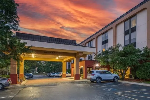 SureStay Plus Hotel by BestWestern Chicago Lombard - Öne Çıkan Resim