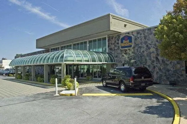 SureStay Plus Hotel by BW Brandywine Valley