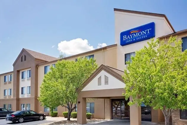 SureStay Plus Hotel by BW Coralville Iowa City