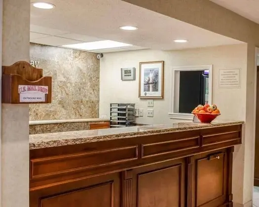 SureStay Studio by Best Western Pensacola - Lobi