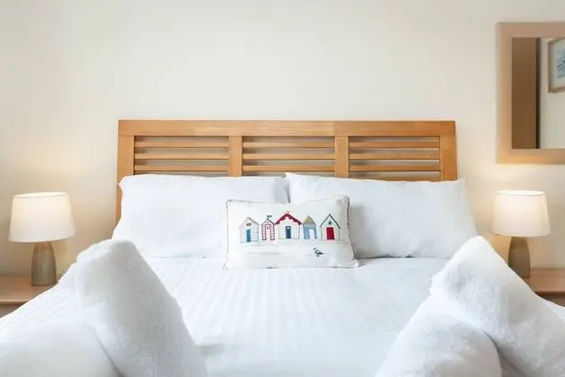 Surf Break 2BD St Ives Apartment W/ Sea Views+spa Experience - Oda