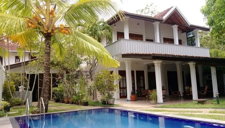Surf Villa