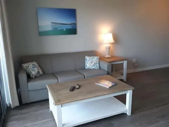 Surf Suites - Oda
