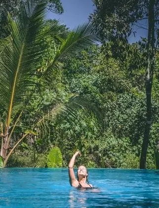 Surf & Yoga Mirissa - Havuz