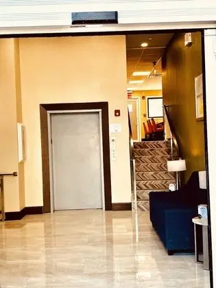 Surface Inn Brooklyn - İç Mekan
