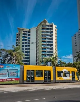Surfers Hawaiian Apartments