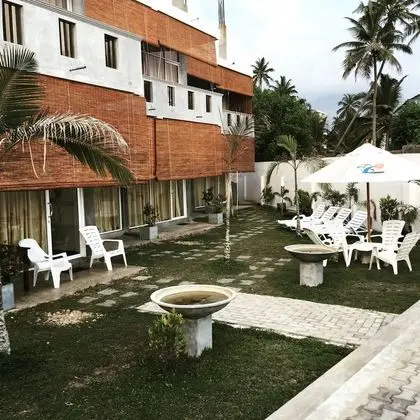 The Surflanaka Resort - Dış Mekan