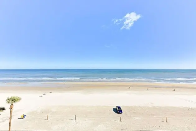 Surfside Condo 503 by Vtrips - Plaj