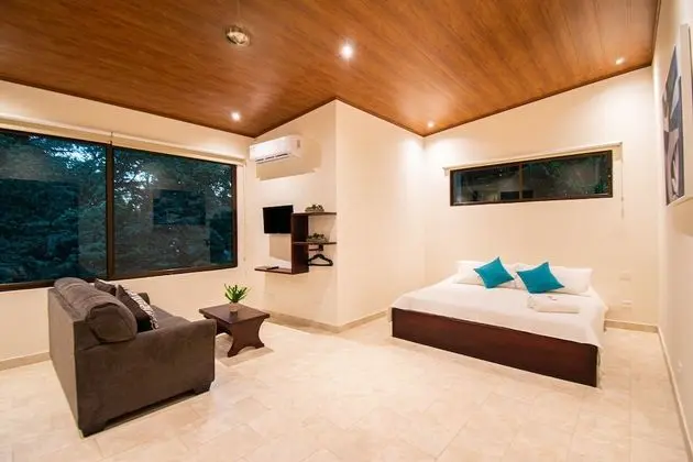 Surfside Santa Teresa - Öne Çıkan Resim