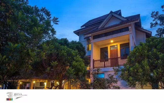 Suria Hill Country House, Janda Baik