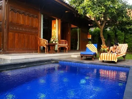 Suriwathi Beach Hotel