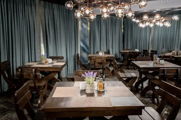 Suru Hotel & Restaurant - Yerinde Yemek