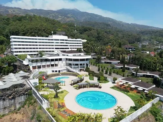 Surya Hotel and Cottage Prigen ,Tretes