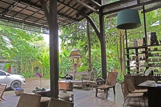 Surya Kembar Villas - Lobi
