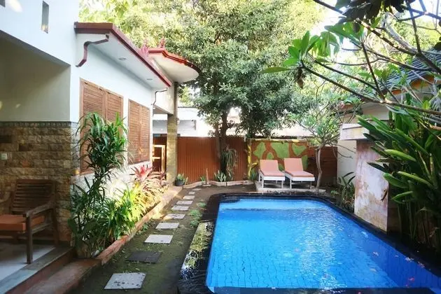Susan Bungalow