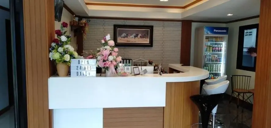Suthep Home & Hostel - Lobi