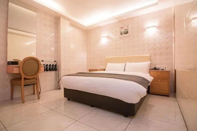 Suwara Hotel