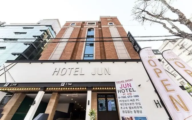 Suwon Hotel Jun