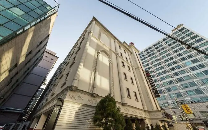 Suwon New M
