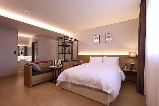 Suwon Saint Hotel