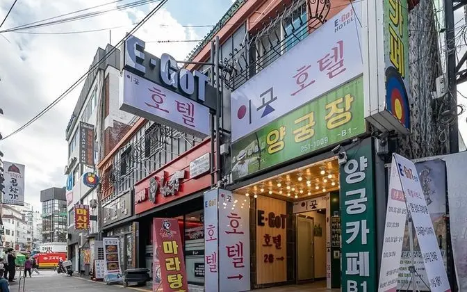 Suwon Station E-got Hotel