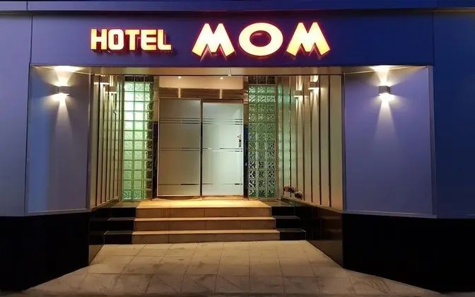 Suwon Station Hotel MOM